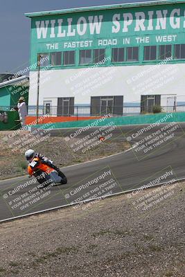 media/Apr-20-2025-AHRMA (Sun) [[393a79c373]]/Race/Group 4/Turn 4b/